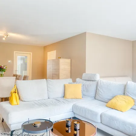 Nyaraló 4br With Garden Near Brugge